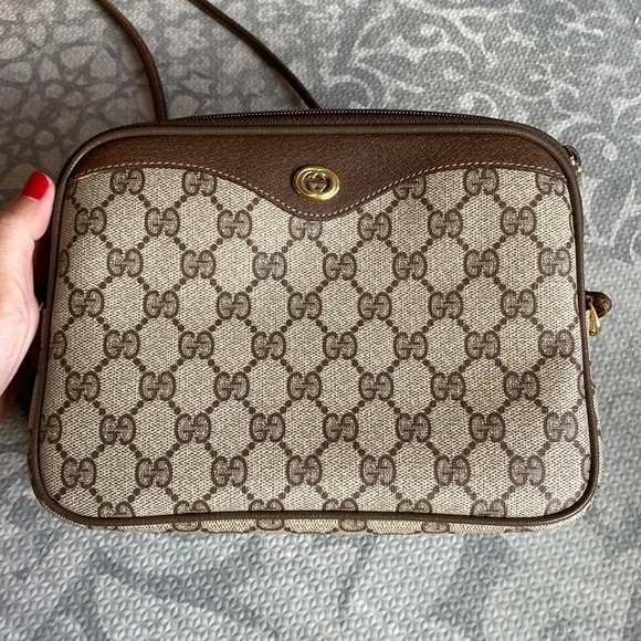 Vintage Gucci shoulder crossbody bag - Picture 1 of 11